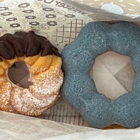 Photo taken at Mister Donut by イオン on 1/9/2022