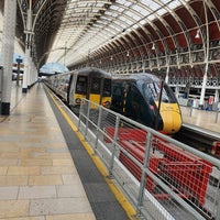 Photo taken at Platform 7 (Heathrow Express) by Kayster B. on 8/29/2022