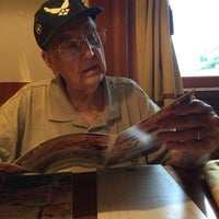 Photo taken at Olive Garden by Steve S. on 7/31/2016