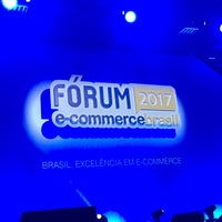 Photo taken at Fórum Ecommerce Brasil by Willian L. on 7/26/2017
