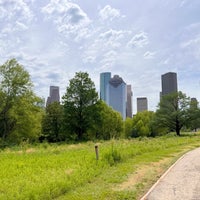 Photo taken at Buffalo Bayou Park by Wings G. on 5/23/2022