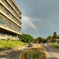Photo taken at Facultad de Ciencias Exactas y Naturales (FCEN - UBA) by Máximo Ezequiel G. on 11/14/2016