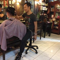 Photo taken at Dido Salon by Ho S. on 5/15/2013