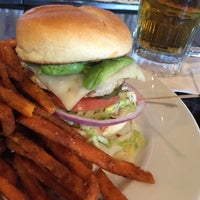 3/18/2015にRiley W.が360 Burgerで撮った写真