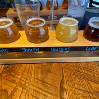 Photo taken at Saucony Creek Brewing Company + Gastropub by Nick M. on 4/8/2023