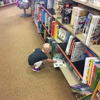 Barnes Noble Now Closed 5380 Northwesst Hwy Route 14
