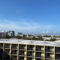 2/9/2021 tarihinde Sugarziyaretçi tarafından Doubletree by Hilton Hotel Tampa Airport - Westshore'de çekilen fotoğraf