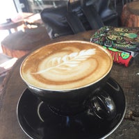 Das Foto wurde bei The Laps - 3rd Wave Coffee Shop &amp;amp; Roastery von Veda G. am 9/4/2017 aufgenommen