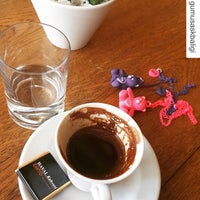 Foto tirada no(a) Hayal Kahvesi por Çikolatacının D. em 5/6/2016