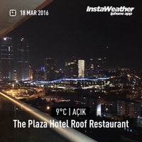 Das Foto wurde bei The Plaza Hotel Roof Restaurant von MEMO💛💙 am 3/18/2016 aufgenommen