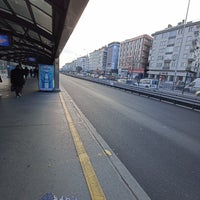 Photo taken at Avcılar Metrobüs Durağı by MEMO💛💙 on 12/23/2022
