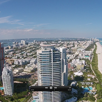 Foto tirada no(a) Miami Double Decker por John S. em 4/2/2015