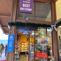 Photo taken at Sedona Crystal Vortex Gift Stores by Tomoaki M. on 12/28/2021