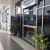 Bernama در توییتر Jabatan Kastam Johor Rampas 105 342 Botol Minuman Keras Bernilai Rm3 74 Juta Di Gudang Pelabuhan Tanjung Pelepas