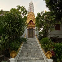 Photo taken at Wat Chakkrawat by Gorken G. on 12/26/2019