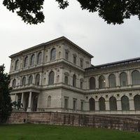 Photo taken at Akademie der Bildenden Künste by Gorken G. on 8/18/2016