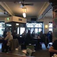 Photo taken at The Prince of Wales by Giovanni W. on 3/11/2018