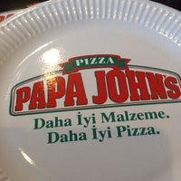 Photo taken at Papa John&amp;#39;s Pizza by Yasar E. on 10/13/2012