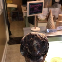 Photo taken at Scruffy&amp;#39;s Ice Cream Parlor by Amr A. on 7/5/2018