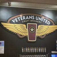 Foto diambil di Veterans United Craft Brewery oleh Curtis M. pada 8/4/2023