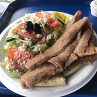 6/29/2018 tarihinde Curtis M.ziyaretçi tarafından Greek Island Cafe'de çekilen fotoğraf