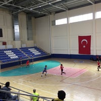 Photo taken at AKU Beden Eğitimi ve Spor Yüksek Okulu by TC Elveda Ç. on 4/10/2019