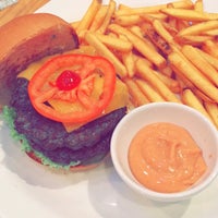 Photo taken at Just Burger by Abdulaziz A. on 7/8/2015