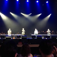 Photo taken at คอนเสิร์ต ปรากฏการณ์ เฉลียง by kukkai c. on 9/18/2016