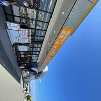 Photo taken at ロイヤルホームセンター三田店 by fuyu👁‍🗨® (. on 3/27/2022