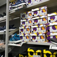 アディダス リーボック ファクトリーアウトレット 北区 神戸市のスポーツ用品店 アディダス リーボック ファクトリーアウトレット 北区 神戸市のスポーツ用品店