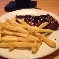 Photo taken at Chili&amp;#39;s Grill &amp;amp; Bar by Adelpha on 9/3/2016