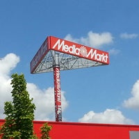 รูปภาพถ่ายที่ MediaMarkt โดย Marco เมื่อ 6/5/2013