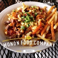 Foto diambil di Monon Food Company oleh Mike M. pada 7/12/2015