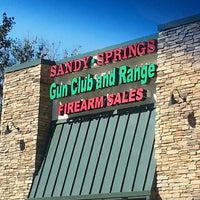 Photo prise au Sandy Springs Gun Club And Range par Christopher C. le11/1/2012