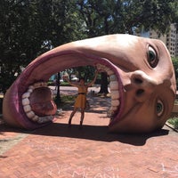 Photo taken at Hemming Park by Kimlee D. on 8/25/2018