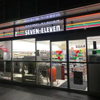 Photo taken at 7-Eleven by KUGENUMAN on 12/30/2017