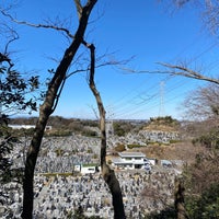 Photo taken at 第一横浜霊園 by KUGENUMAN on 2/19/2021