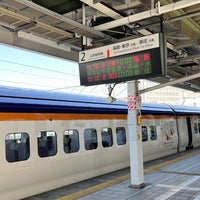 Photo taken at 1-2番線ホーム by KUGENUMAN on 4/2/2024