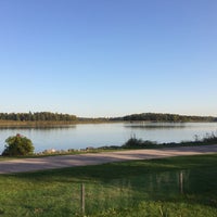 Photo taken at Arabian rantapuisto by Tommi on 9/29/2017