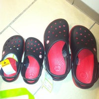 crocs store north star mall