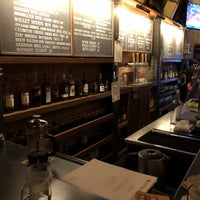 10/25/2021 tarihinde Huntington S.ziyaretçi tarafından The Good Oak Bar'de çekilen fotoğraf