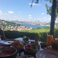 Photo prise au La Colina Restaurant &amp;amp; Bar par Çiğdem E. le7/15/2018