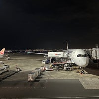 Photo taken at Gate 11 by もうや on 2/16/2024