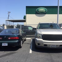 Foto scattata a Jaguar / Land Rover da Troy il 8/16/2017