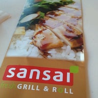 Foto tirada no(a) SanSai Fresh Grill &amp;amp; Roll por Tiffany L. em 9/26/2012