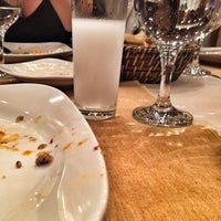 Das Foto wurde bei Çello Restaurant von Hazal G. am 10/13/2017 aufgenommen