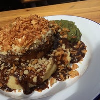 Photo taken at Pieminister by Owen B. on 6/29/2015