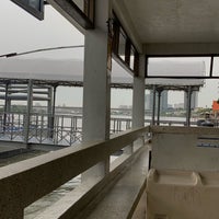 Photo taken at ท่าเรือเกียกกาย (Kiak Kai Pier) N21 by Prame J. on 12/8/2018