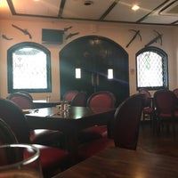 Photo taken at Berkeley Pub &amp;amp; Restaurant by Yu-Mei on 8/18/2017
