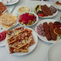 Foto tirada no(a) Çamlıbel Fırın &amp; Restaurant por Gamze K. em 6/2/2016